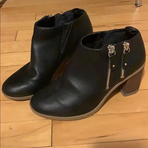 Dr. Scholl’s Block Heel Booties